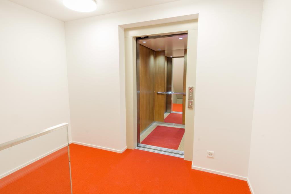 Kobi Apartments Hirschenplatz Люцерн Екстериор снимка