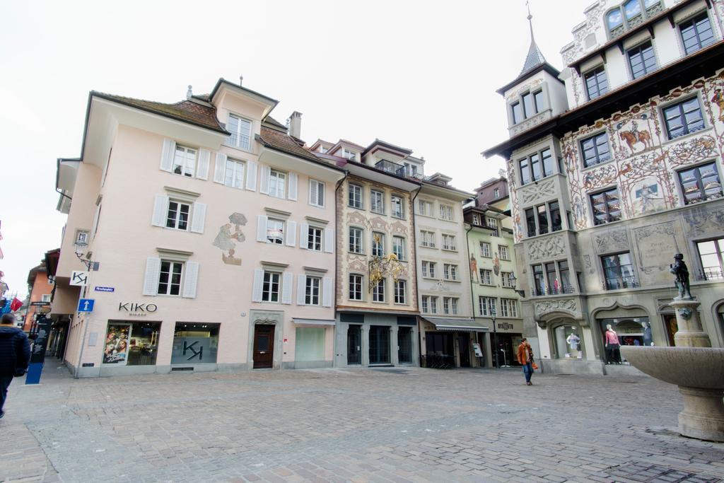 Kobi Apartments Hirschenplatz Люцерн Екстериор снимка