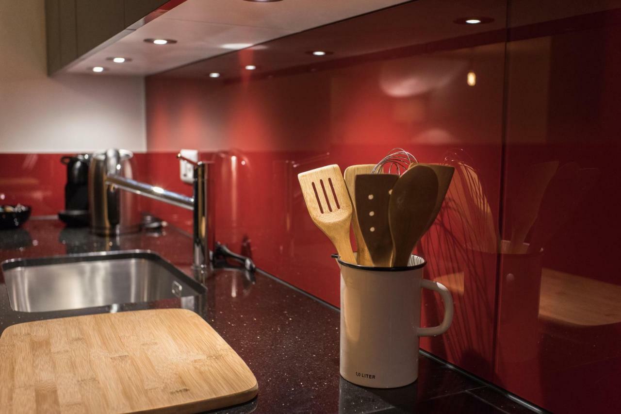 Kobi Apartments Hirschenplatz Люцерн Екстериор снимка